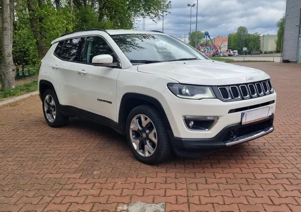 jeep Jeep Compass cena 65900 przebieg: 101000, rok produkcji 2018 z Koło